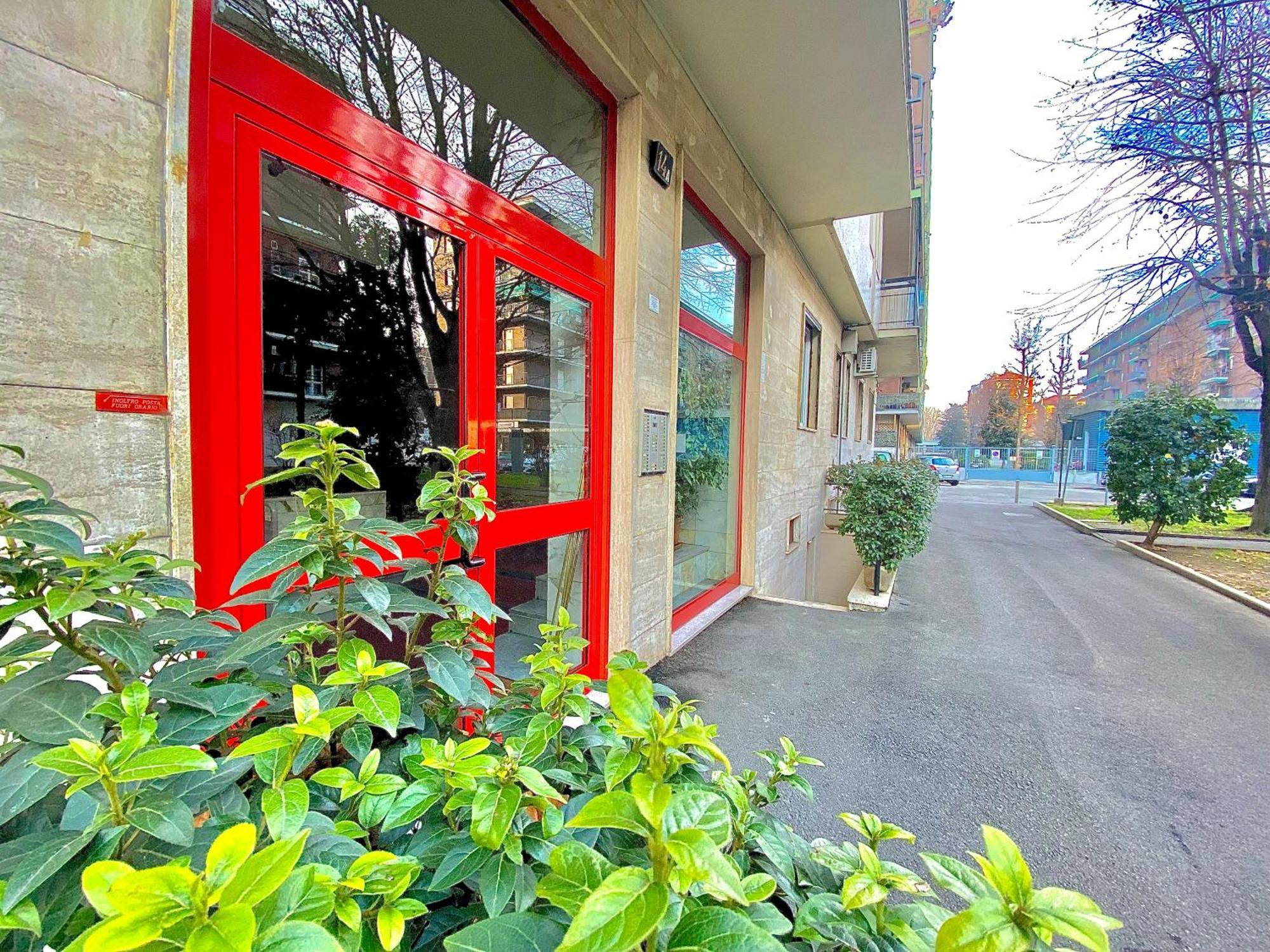 דירות מילאנו Navigli Style, Tra Metropolitana Famagosta, Comfort E Modernita מראה חיצוני תמונה